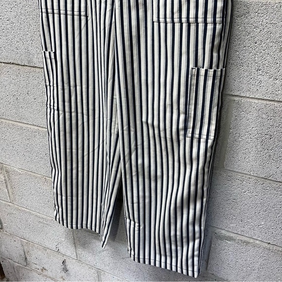 NWT MOTF Striped Cropped Cargo Pants - Picture 4 of 9